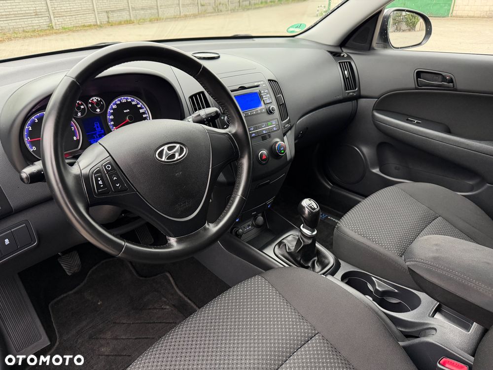 Hyundai i30 1.4 Comfort - 27
