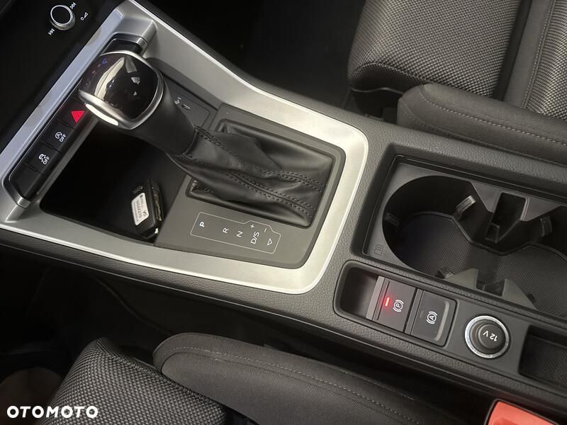 Audi Q3 35 TFSI S tronic - 18