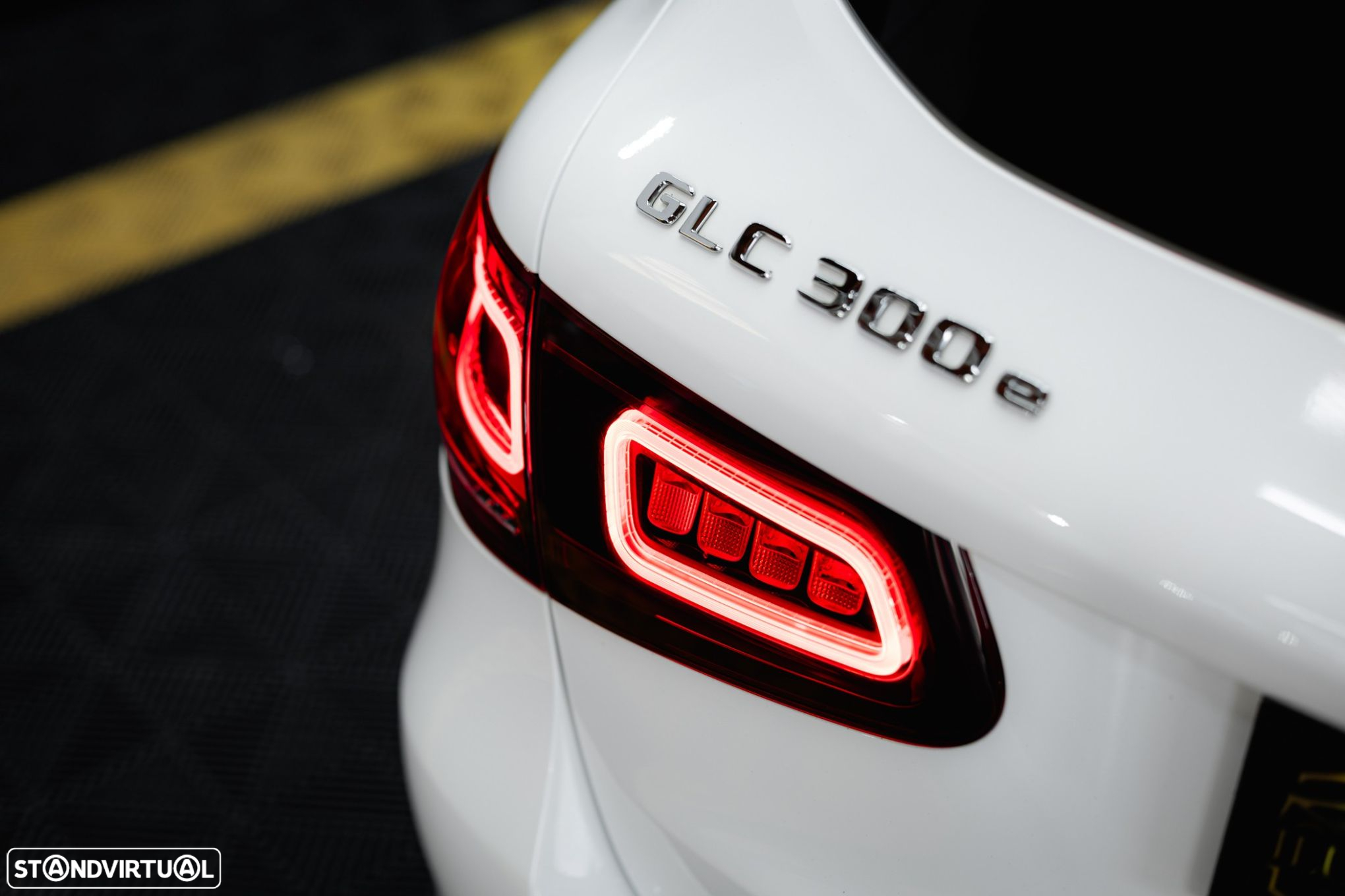 Mercedes-Benz GLC 300 e 4Matic - 9