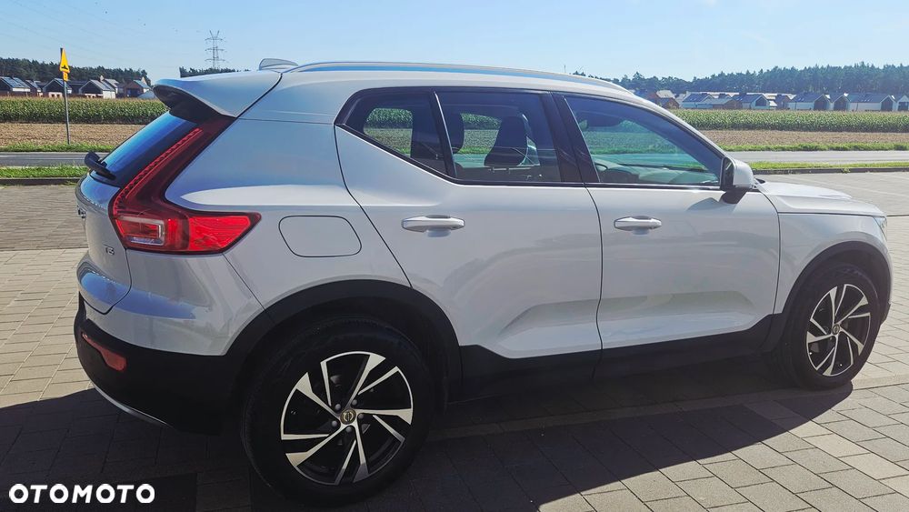 Volvo XC 40 T3 Momentum - 5