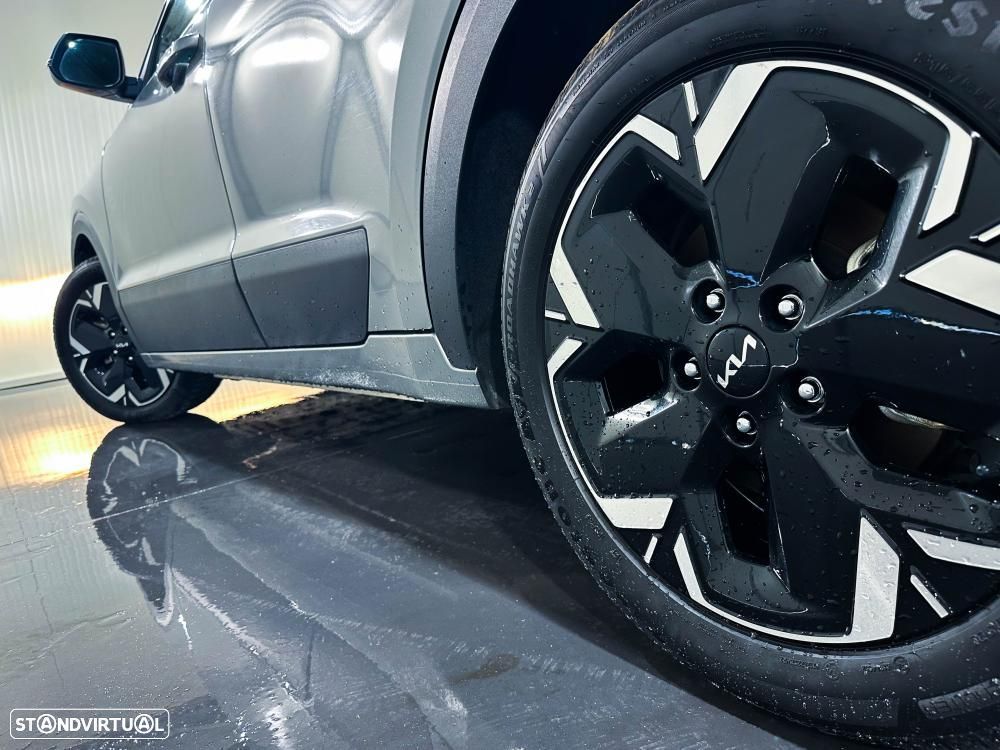 Kia Niro EV 64kWh Drive - 8
