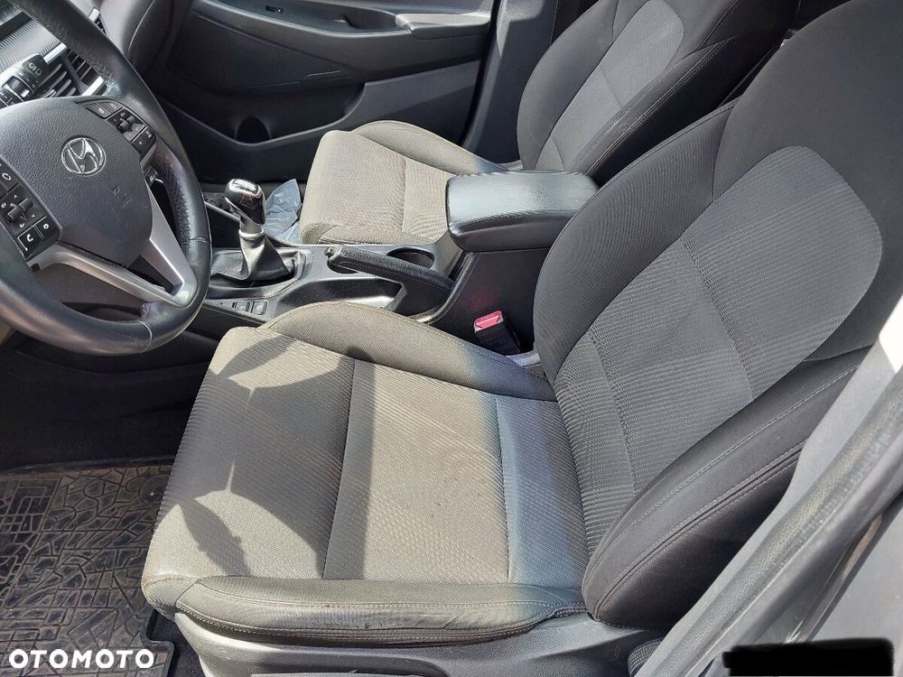 Hyundai Tucson - 2