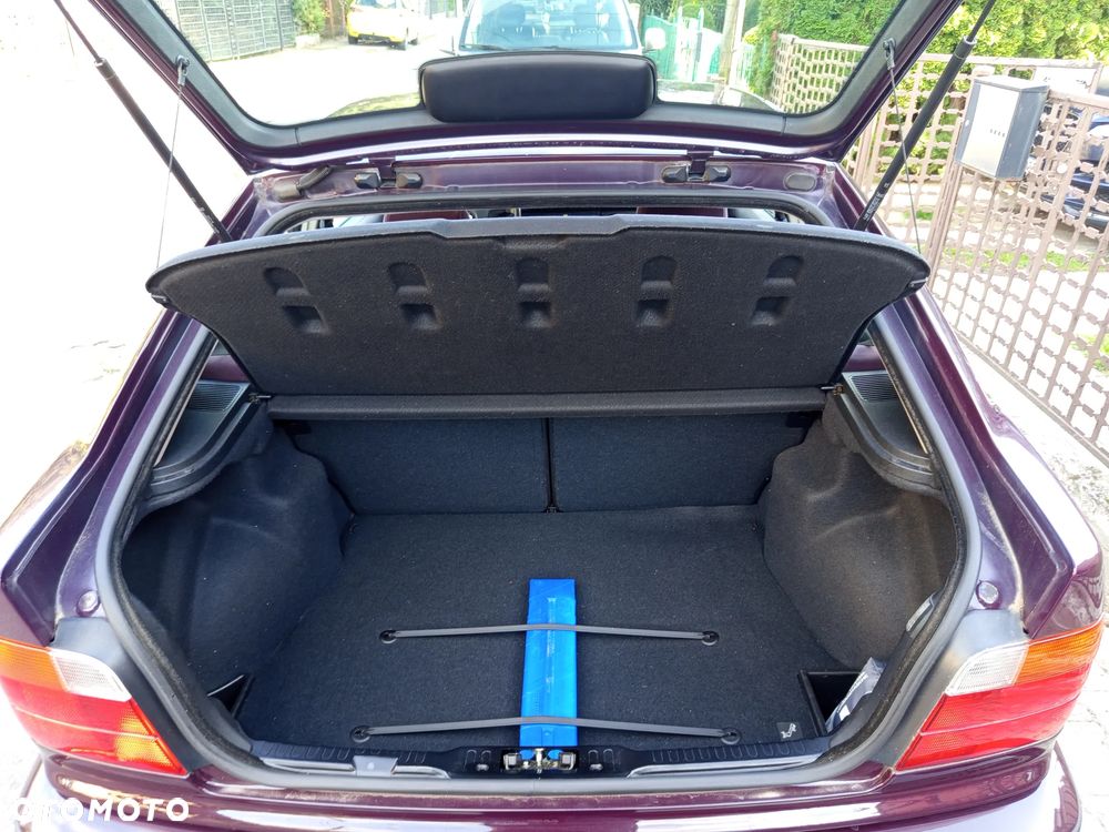 BMW Seria 3 - 15