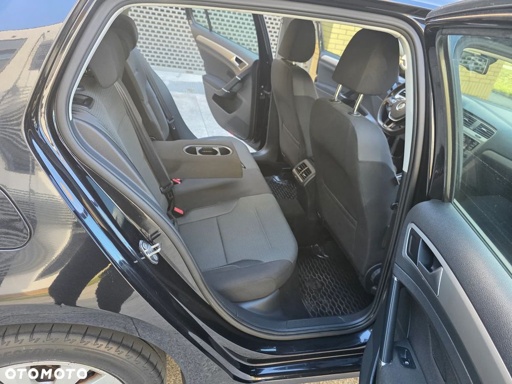 Volkswagen Golf 1.2 TSI Comfortline - 17