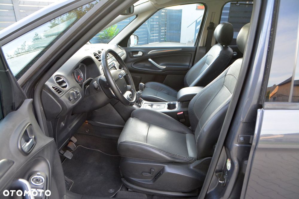 Ford S-Max - 15