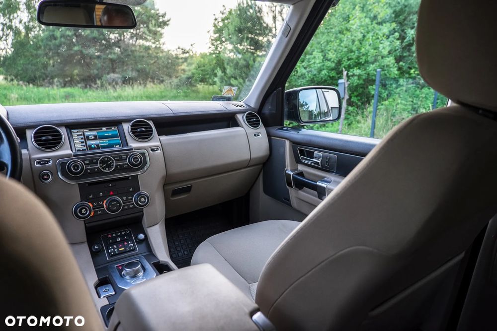 Land Rover Discovery 3.0 SD V6 SE - 10