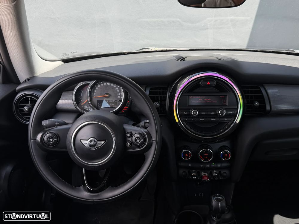 MINI 3 Portas Cooper D - 24