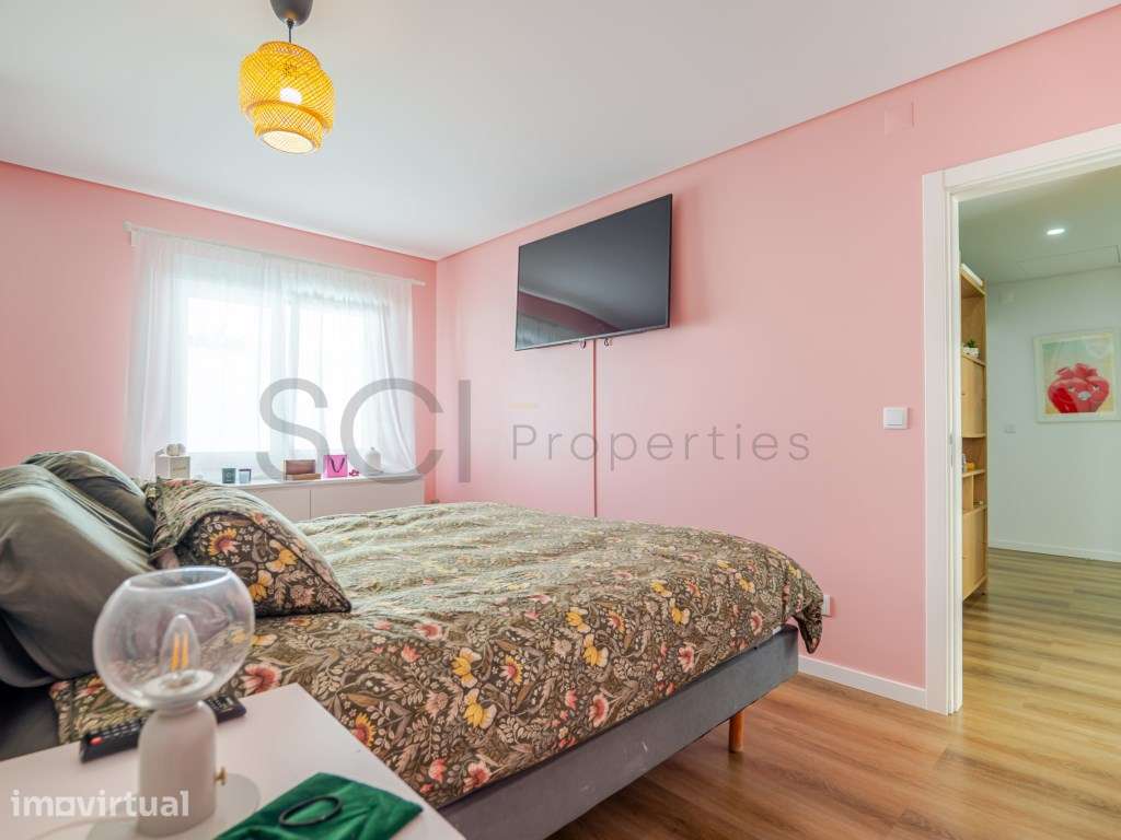Moradia T3 com piscina nas Quintinhas, Charneca da Caparica. Estilo... - Grande imagem: 5/48