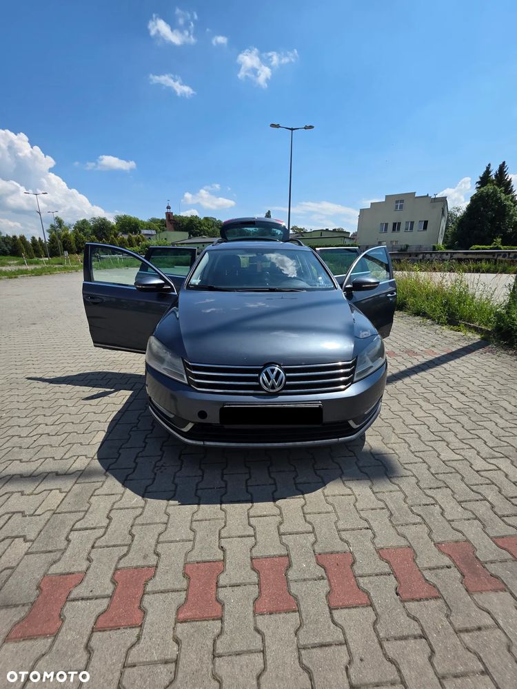 Volkswagen Passat 1.6 TDI BlueMotion - 12