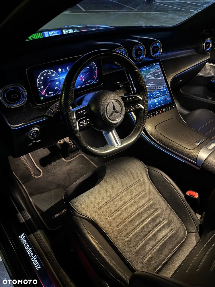 Mercedes-Benz Klasa C 180 9G-TRONIC AMG Line - 14