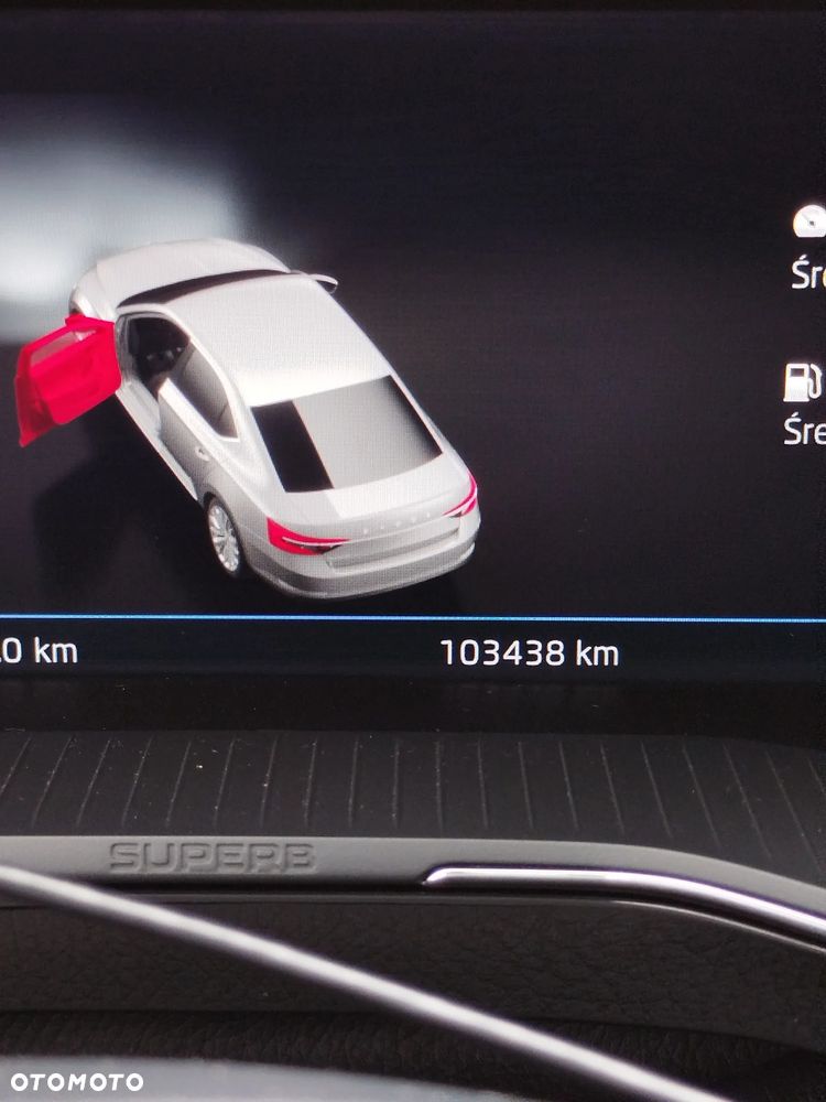 Skoda Superb 2.0 TDI SCR L&K DSG - 24