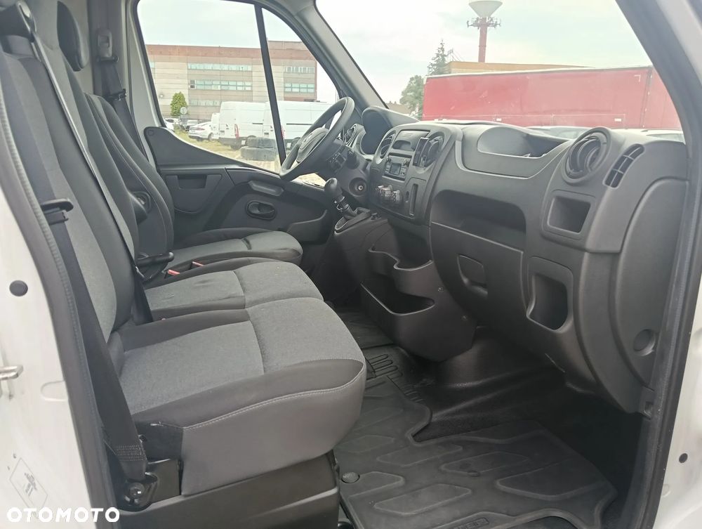 Renault Master - 10