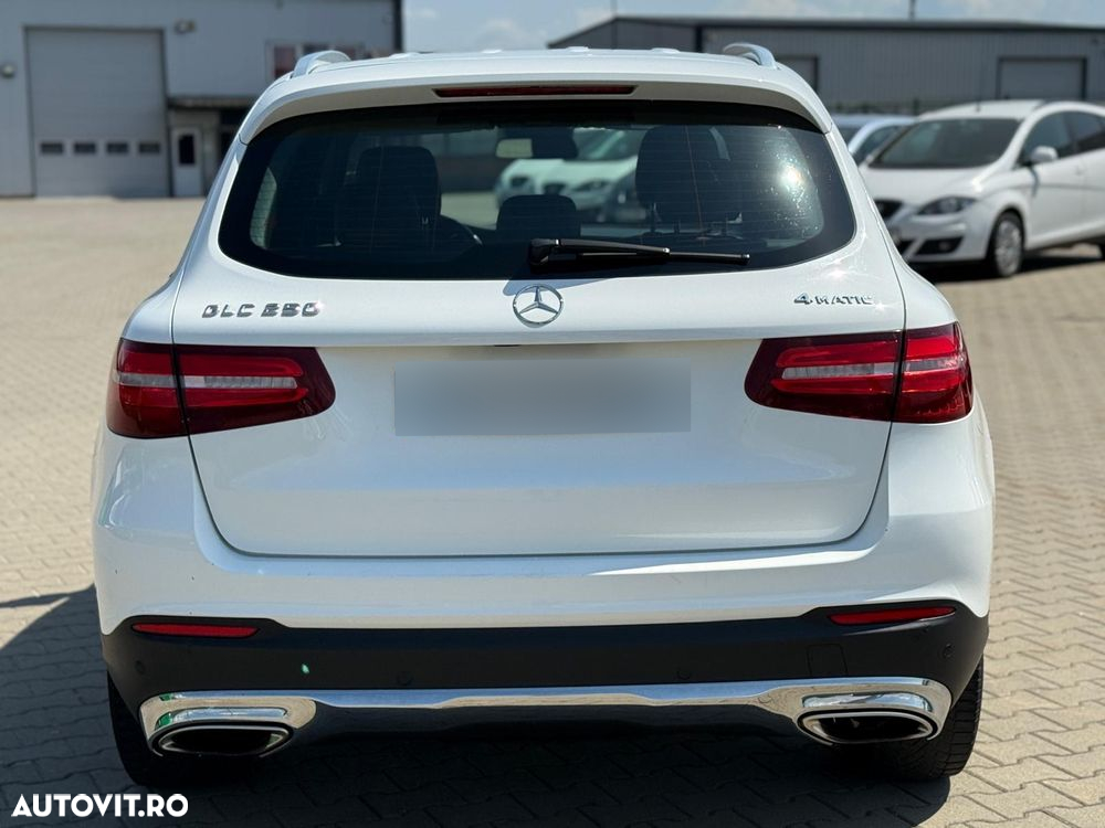Mercedes-Benz GLC 250 4Matic 9G-TRONIC AMG Line - 19
