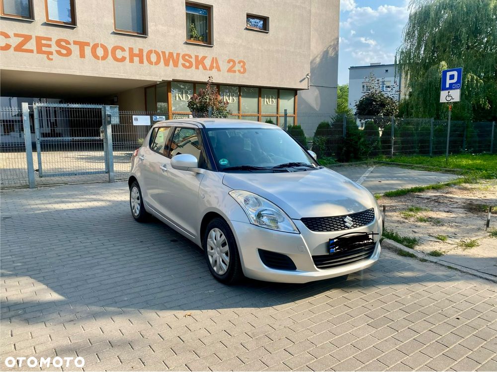 Suzuki Swift 1.3 Limited 25 - 1