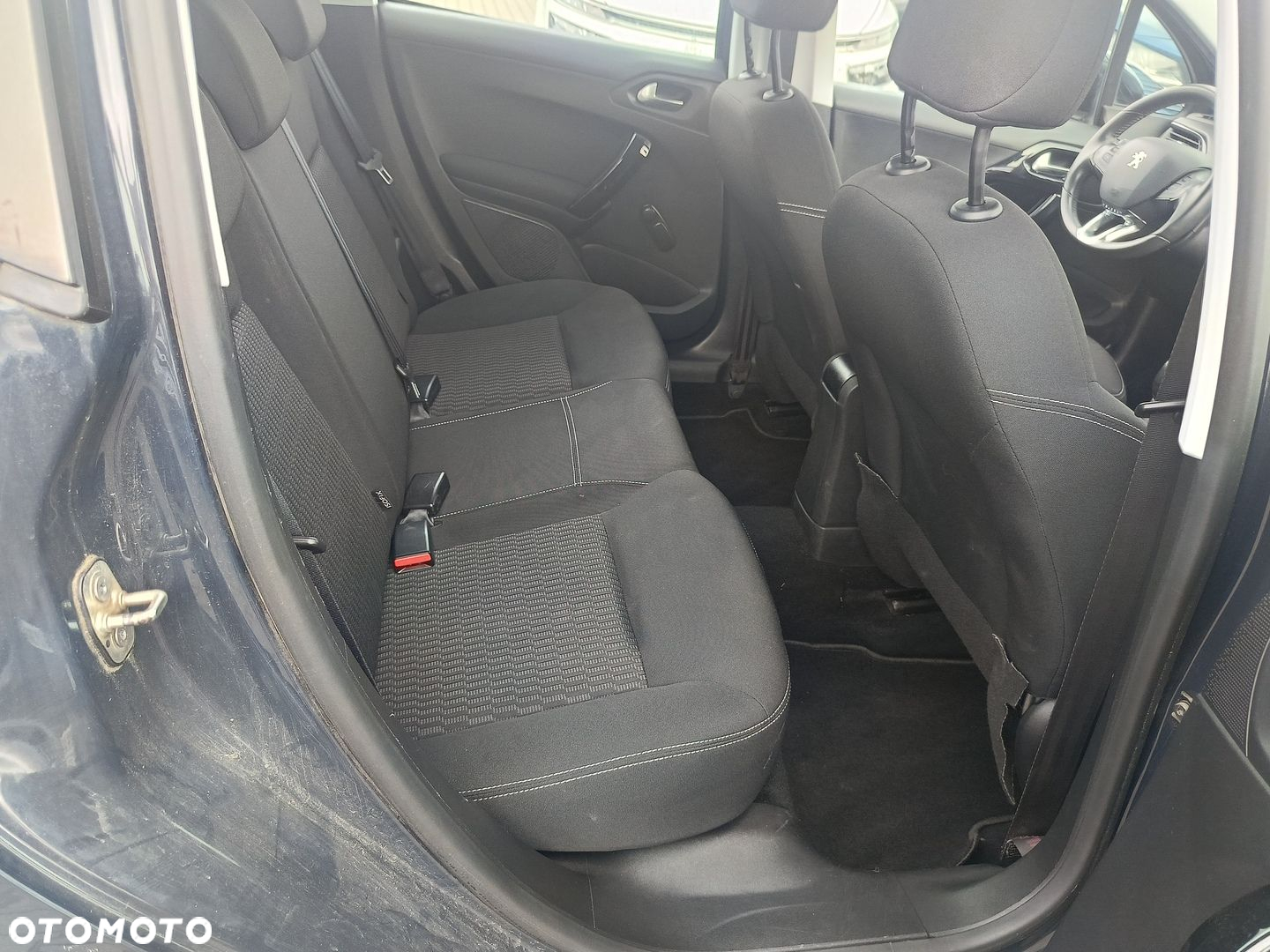 Peugeot 208 1.2 PureTech Active - 8