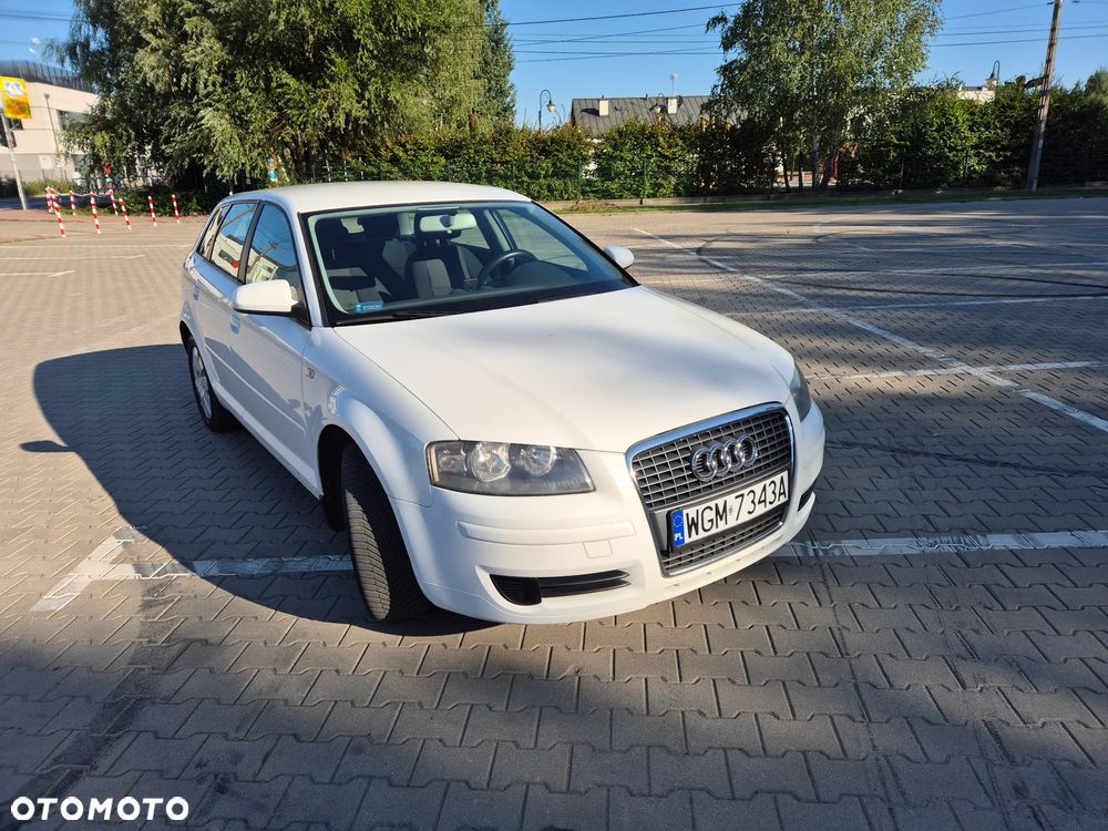 Audi A3 Sportback 1.6 Ambiente - 1