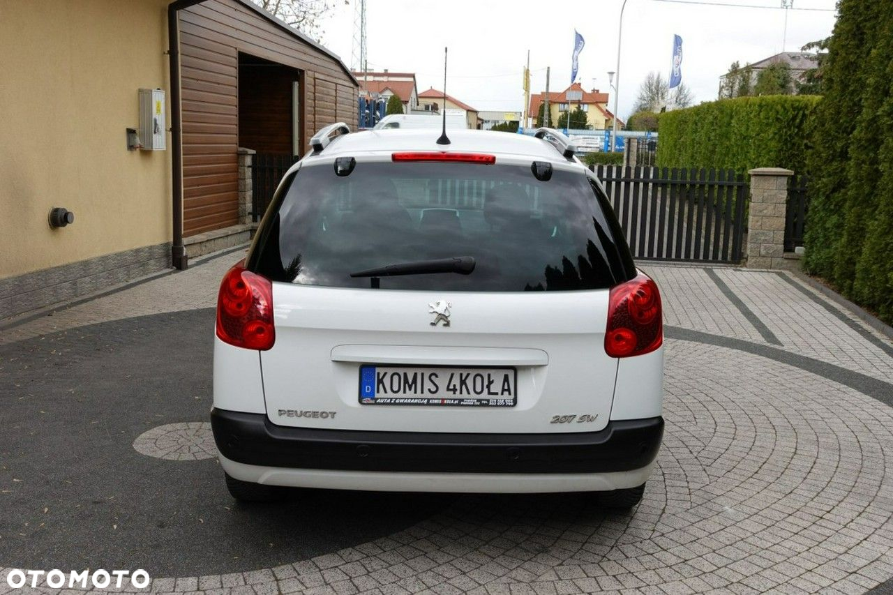 Peugeot 207 - 6