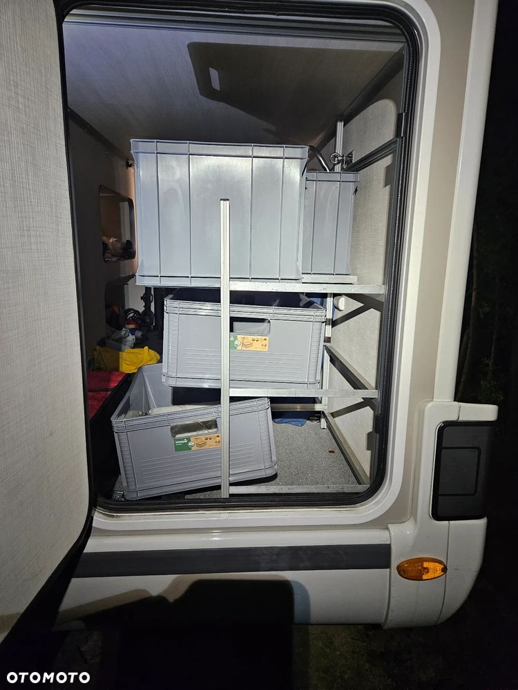 Ford CHAUSSON 627 GA - 4