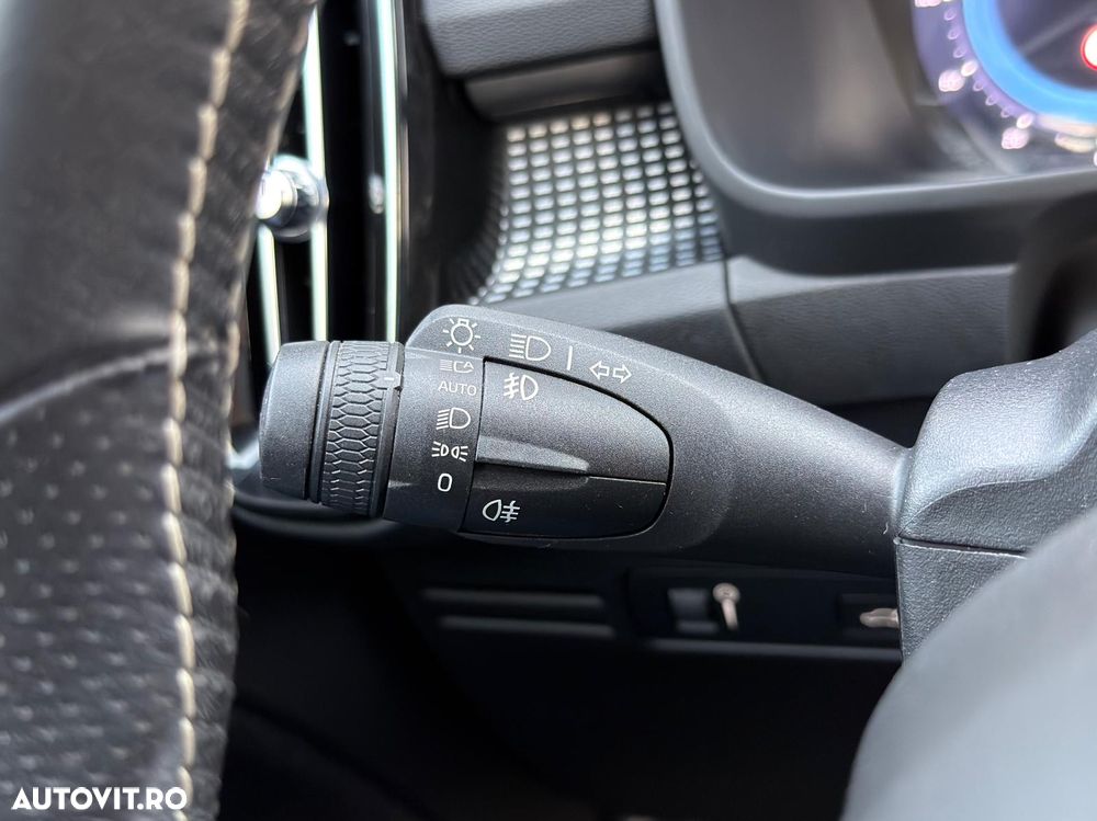 Volvo XC 40 P8 AWD Recharge RDesign - 29