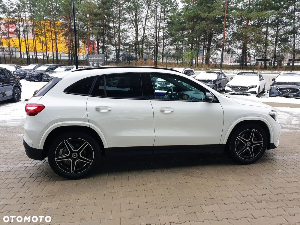 Mercedes-Benz GLA 200 AMG Line - 5