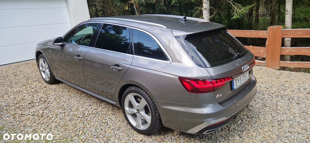 Audi A4 Avant 40 TDI quattro S tronic S line - 2