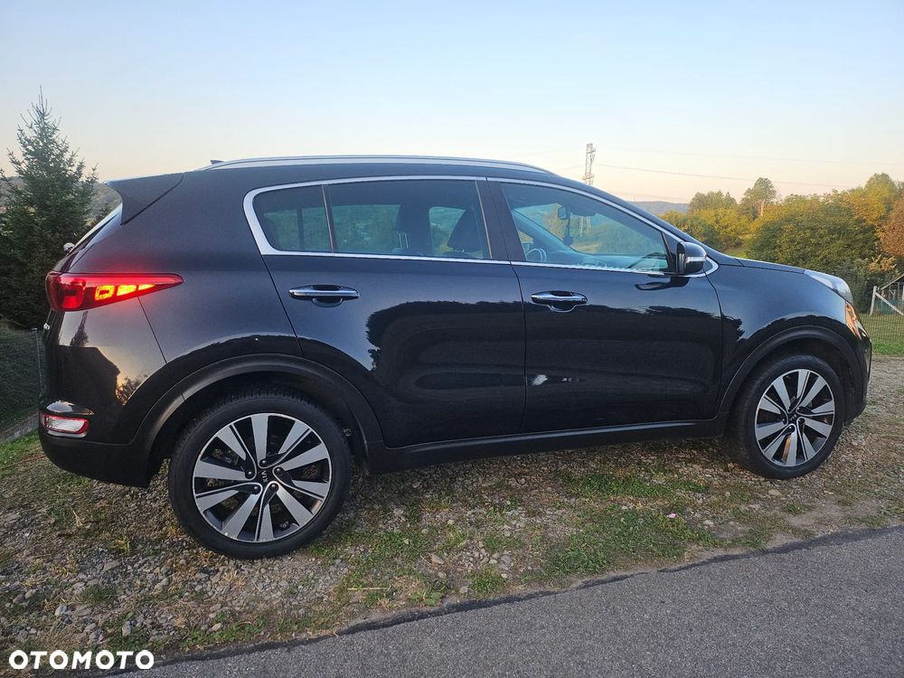 Kia Sportage 1.7 CRDI 2WD Dream-Team Edition - 24