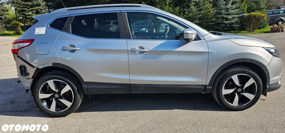 Nissan Qashqai 1.5 dCi N-Connecta EU6 - 4