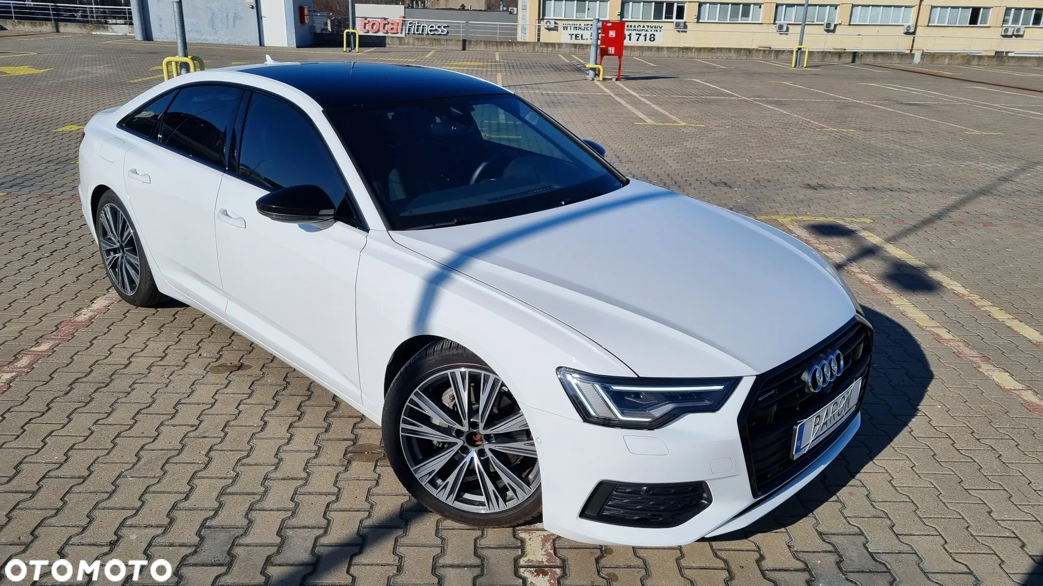 Audi A6 Avant 45 TFSI quattro S tronic S line - 4