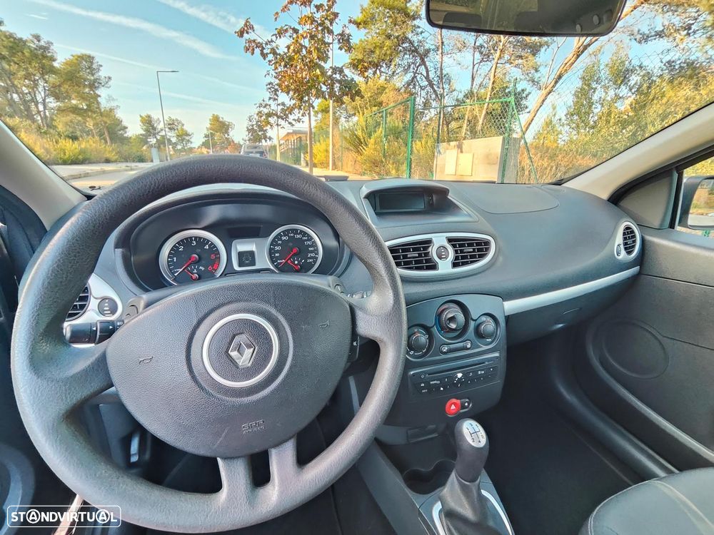 Renault Clio 1.5 dCi Confort 89g - 15
