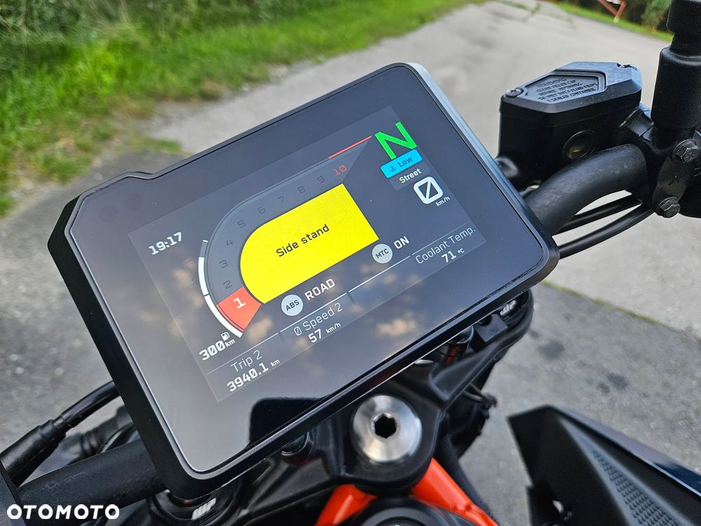 KTM Duke 390 - 4