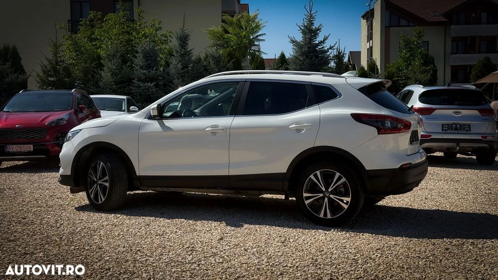 Nissan Qashqai 1.3 DIG-T TEKNA - 10