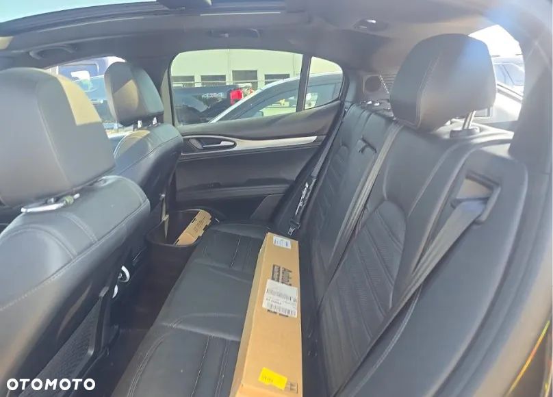 Alfa Romeo Stelvio 2.0 Turbo TI Q4 - 10