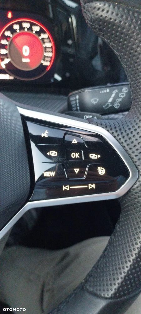 Volkswagen Golf - 15