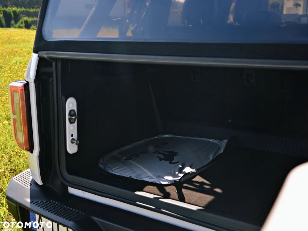 Ford Bronco - 16