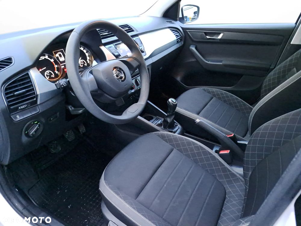 Skoda Fabia 1.0 TSI Ambition - 11