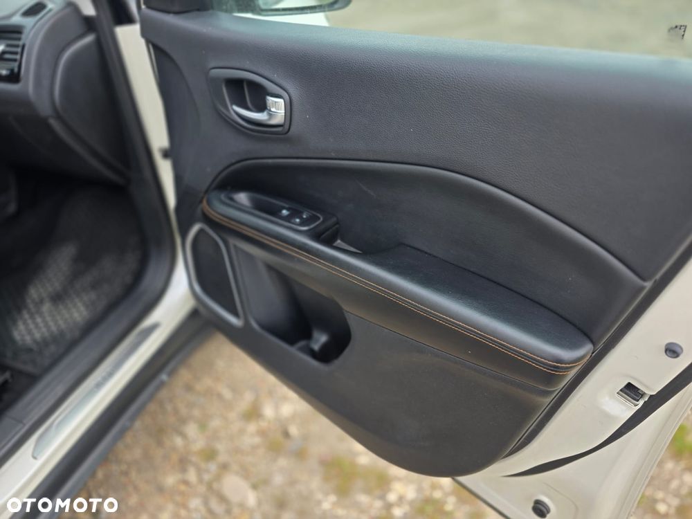 Jeep Compass 1.4 MultiAir Limited - 18
