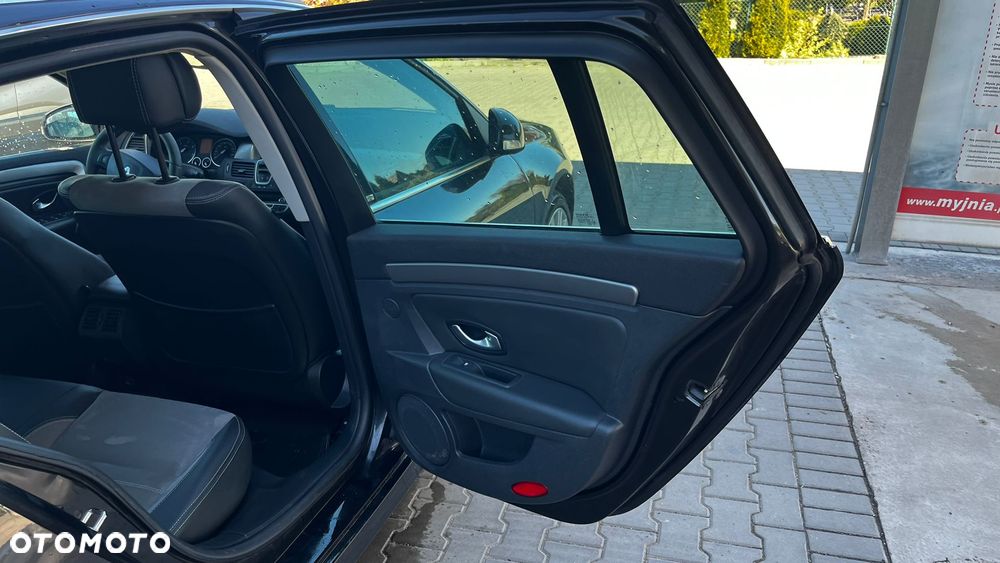 Renault Laguna 2.0 DCi FAP GT - 29