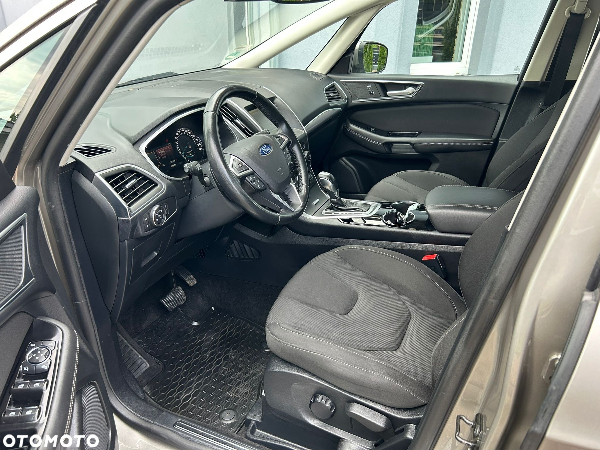 Ford S-Max 2.0 EcoBlue Titanium - 6