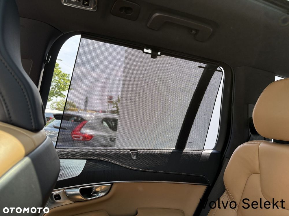 Volvo XC 90 - 29