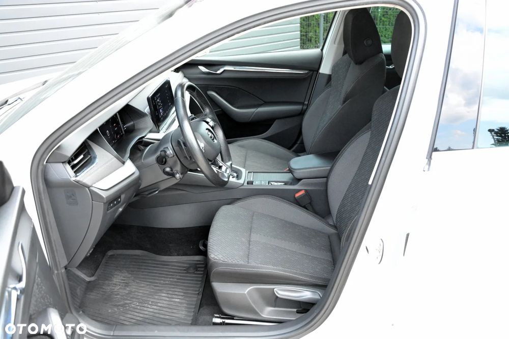 Skoda Octavia 2.0 TDI SCR Style DSG - 11