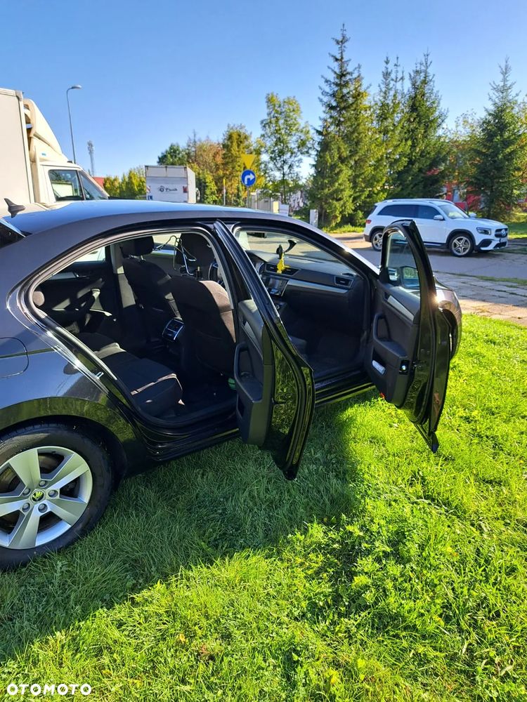 Skoda Superb 2.0 TDI Ambition - 3