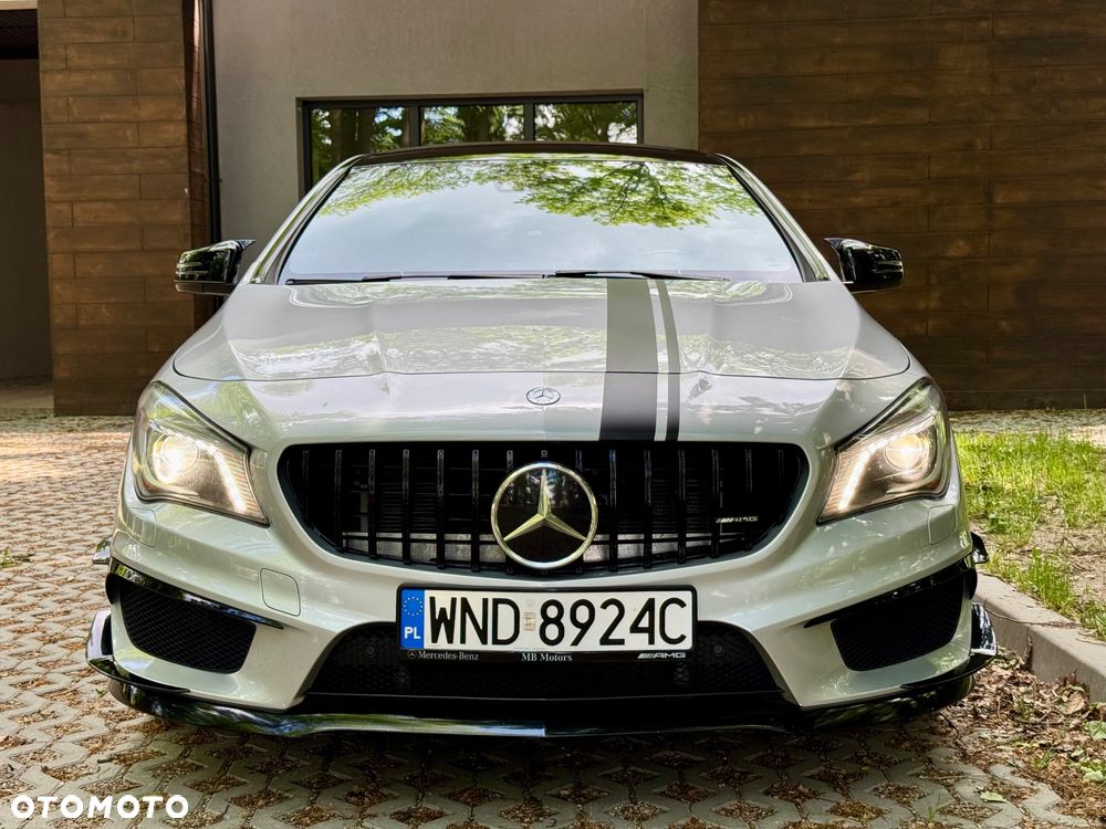 Mercedes-Benz CLA 45 AMG 4Matic 7G-DCT - 31