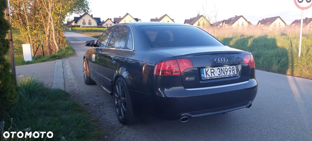 Audi A4 Limousine 2.0 TDI DPF - 15