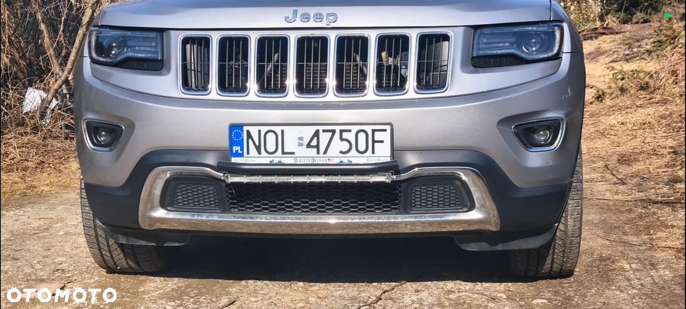 Jeep Grand Cherokee - 11