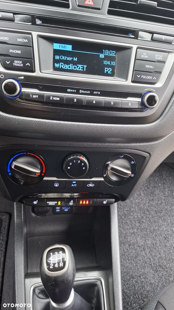 Hyundai i20 1.2 GO - 25