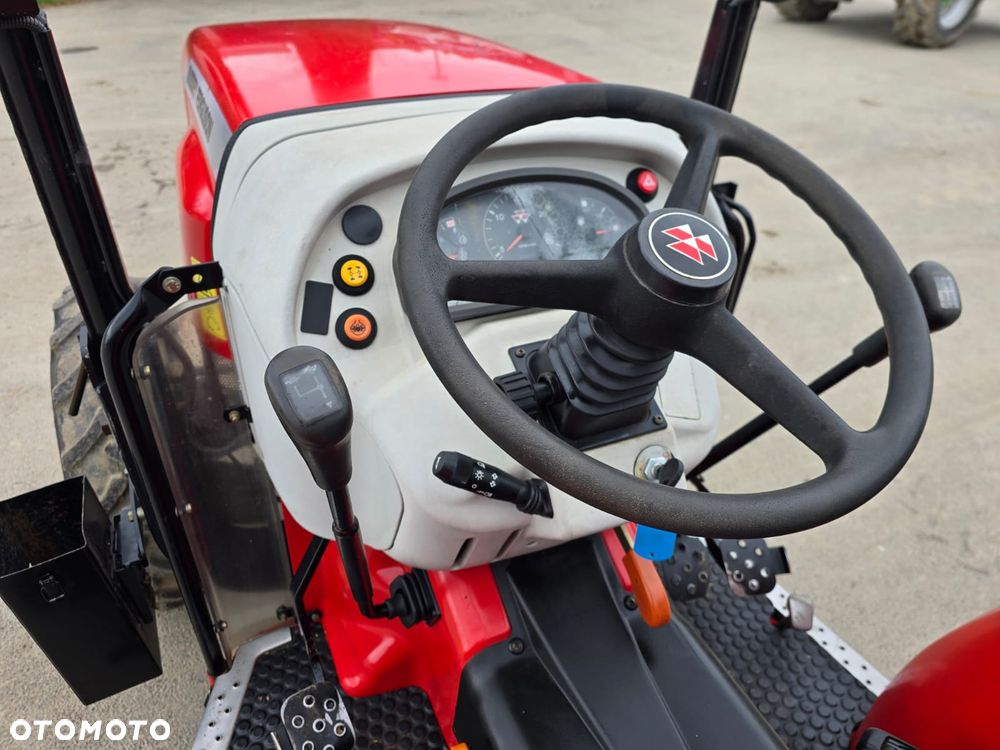 Massey Ferguson 3425S - 9