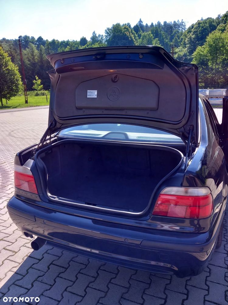 BMW Seria 5 - 8