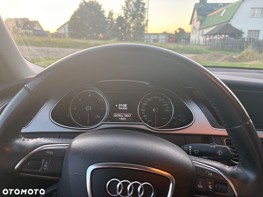 Audi A4 Limousine 2.0 TDI - 14