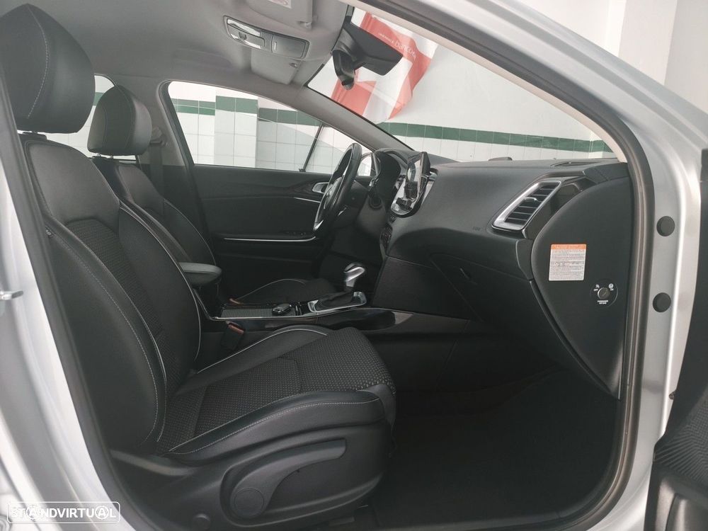 Kia Ceed SW 1.6 GDi PHEV Tech 6DCT - 11