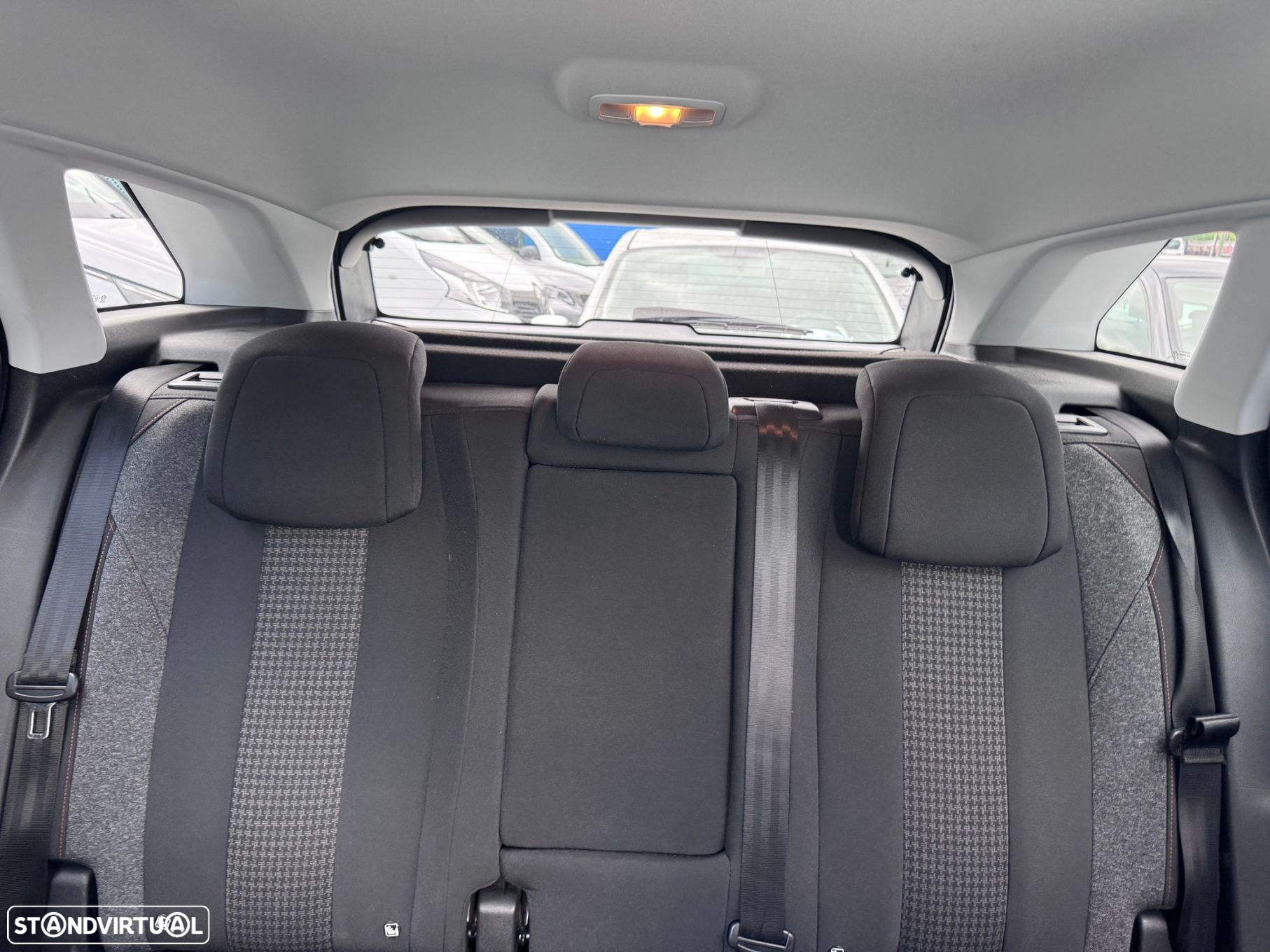 Peugeot 3008 1.2 PureTech Active - 6